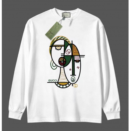 Gucci Long-Sleeved T-shirts for Men in 215812
