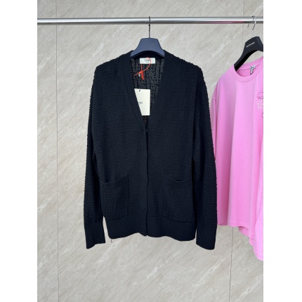 Fendi Sweaters for Men in 216102