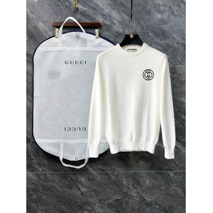 Gucci Long-Sleeved T-shirts for Men in 216113