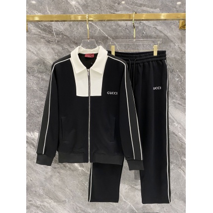 Gucci Tracksuits for Men in 216141