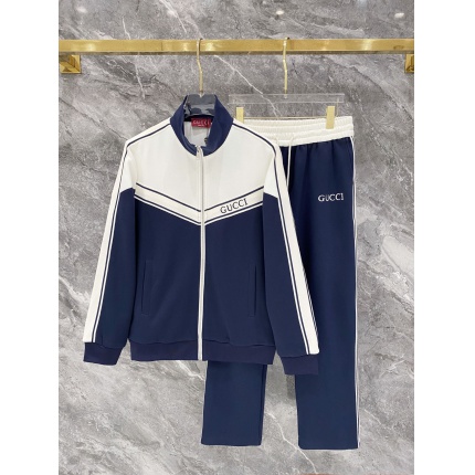 Gucci Tracksuits for Men in 216143