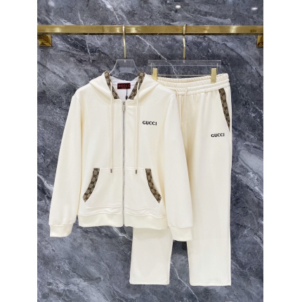 Gucci Tracksuits for Men in 216148