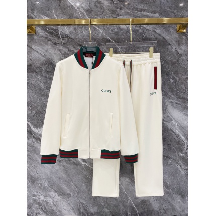 Gucci Tracksuits for Men in 216163