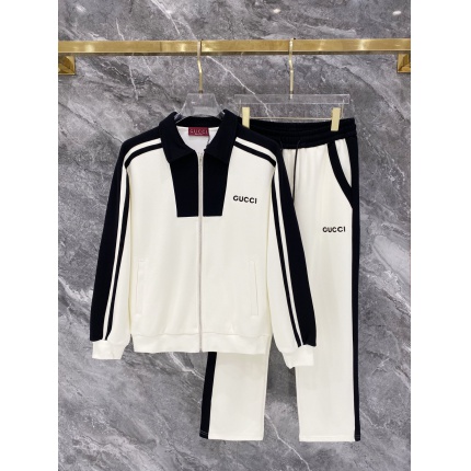 Gucci Tracksuits for Men in 216167