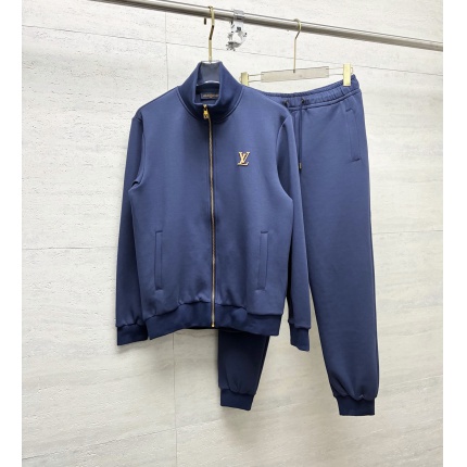 Louis Vuitton Tracksuits for Men in 216205