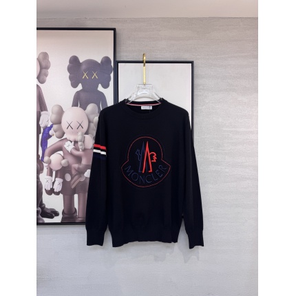 MONCL Sweaters for Men in 216271