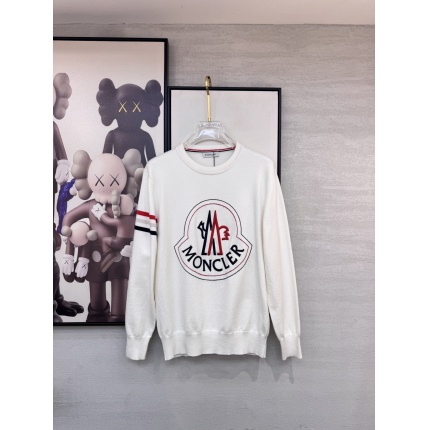 MONCL Sweaters for Men in 216272