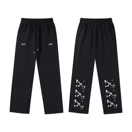 off white Pants in 216500