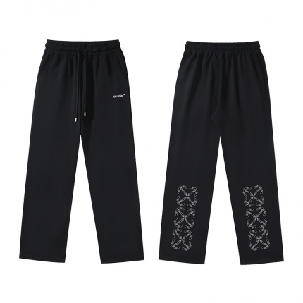 off white Pants in 216506