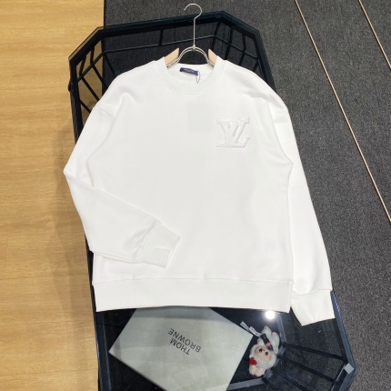 Louis Vuitton Hoodies for Men in 216557