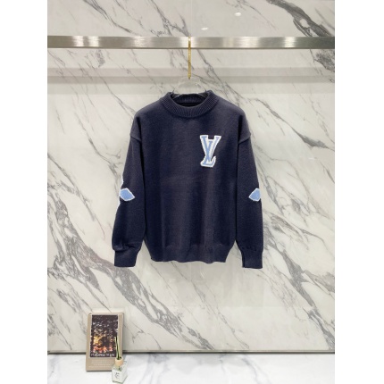 Louis Vuitton Long-Sleeved T-shirts for Men in 216589