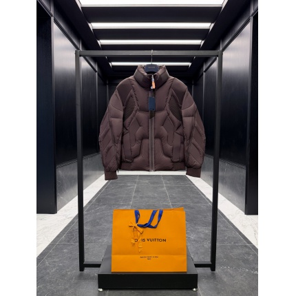Louis Vuitton Thick Jackets For Men in 216604