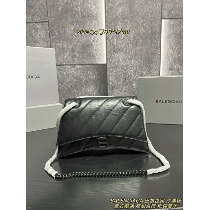 Balenciaga high quality Handbags in 216636