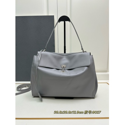 Balenciaga high quality Handbags in 216638
