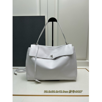 Balenciaga high quality Handbags in 216639