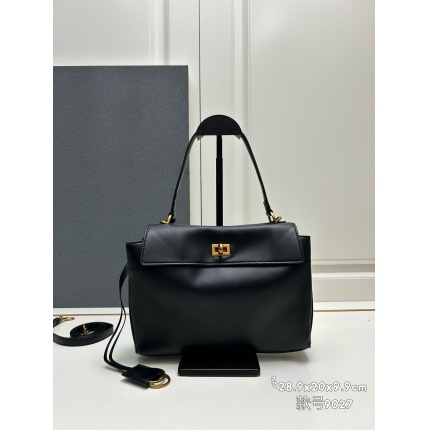 Balenciaga high quality Handbags in 216650