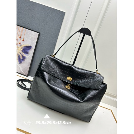Balenciaga high quality Handbags in 216652