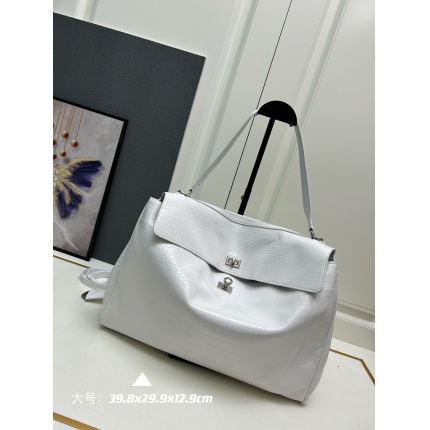 Balenciaga high quality Handbags in 216654