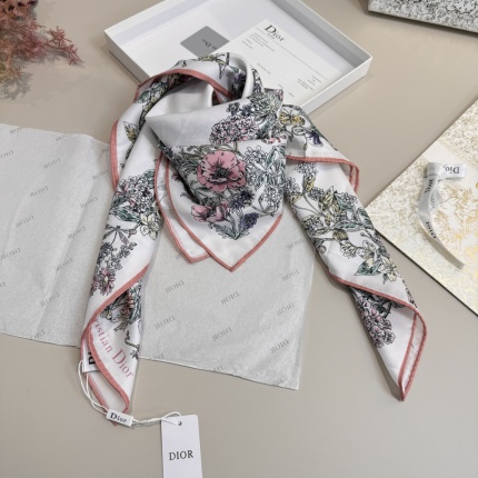 New Dior high-quality scarf in 216680