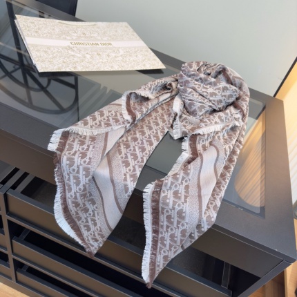 New Dior high-quality scarf in 216690
