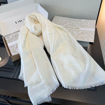 New Dior high-quality scarf in 216691