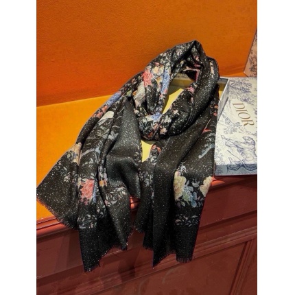 New Dior high-quality scarf in 216701