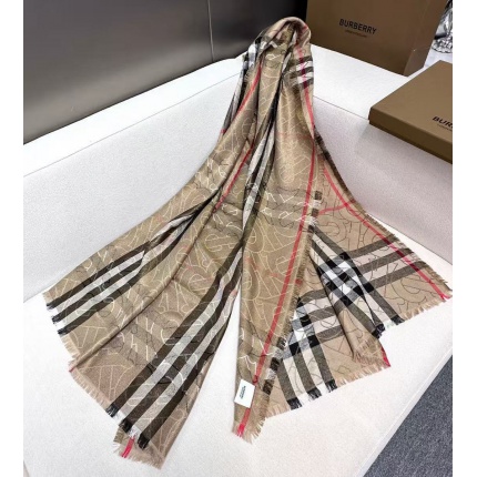 New Burberry high-quality scarf in 216742