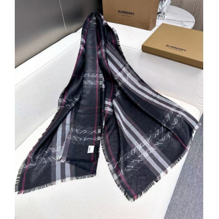 New Burberry high-quality scarf in 216743