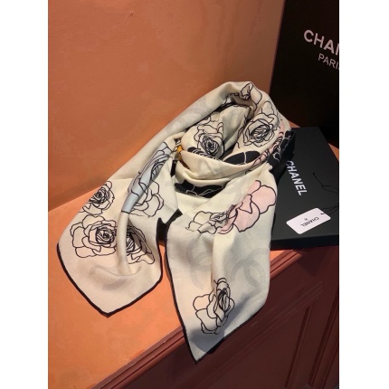 New Chanel high-quality scarf in 216765