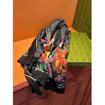 New GUCCI high-quality scarf in 216861