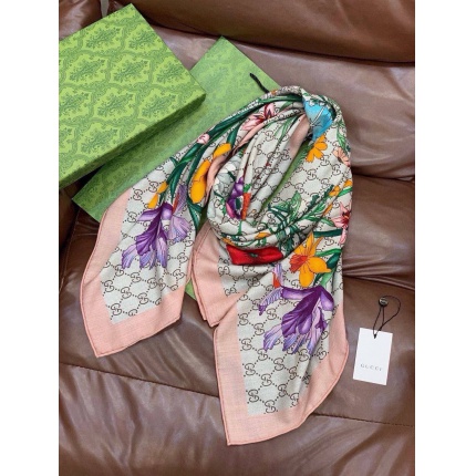 New GUCCI high-quality scarf in 216896