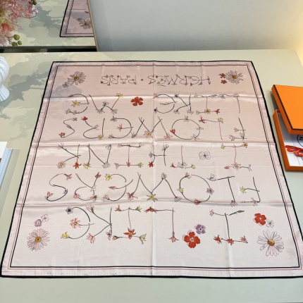 New Hermes high-quality scarf in 216972