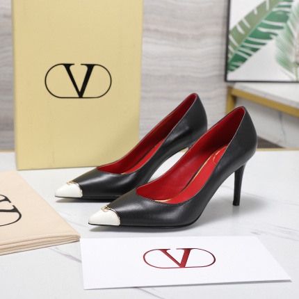 New Arrivals Valentino High Heels Pumps For Women in 217065