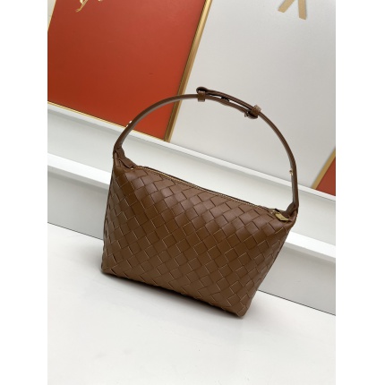 New Bottegana Veneta lunch box bag in 217330