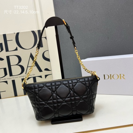 New Dior high-quality handbag in 217395