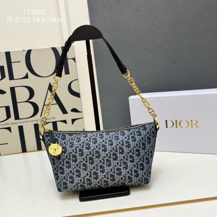 New Dior high-quality handbag in 217396