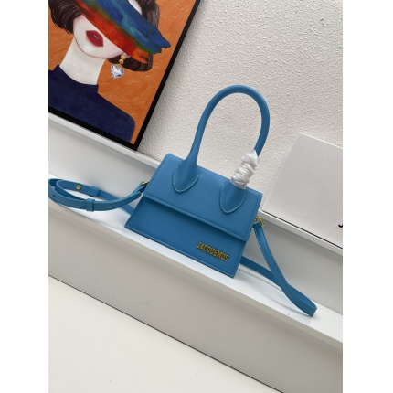 New  Jacquemus high-quality handbag in 217455