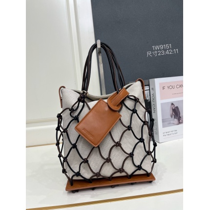 New  Jacquemus high-quality handbag in 217468