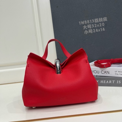 New  Jacquemus high-quality handbag in 217469