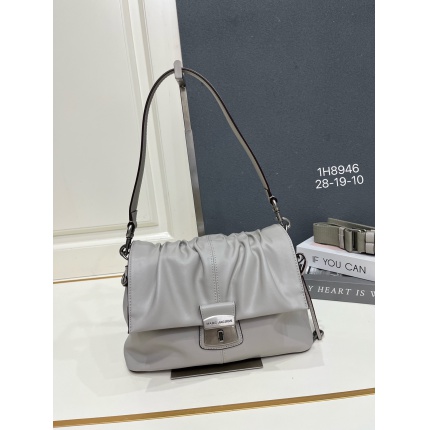 New Marc Jacobs high-quality handbag in 217500