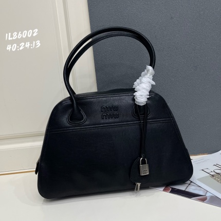 New MiuMiu high-quality handbag in 217508