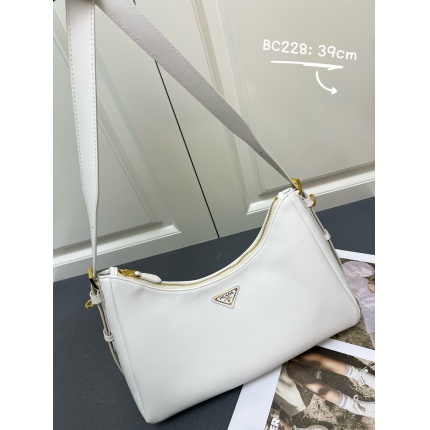 New Prada high-quality handbag in 217522