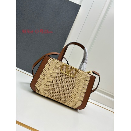 New Valentino high-quality handbag in 217568