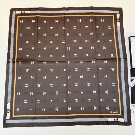 New  Chanel high-quality scarf in 217643