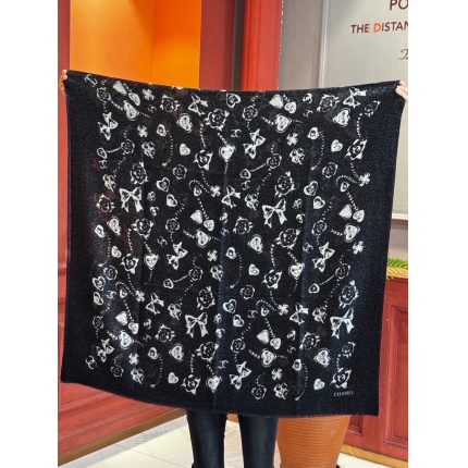 New  Chanel high-quality scarf in 217651