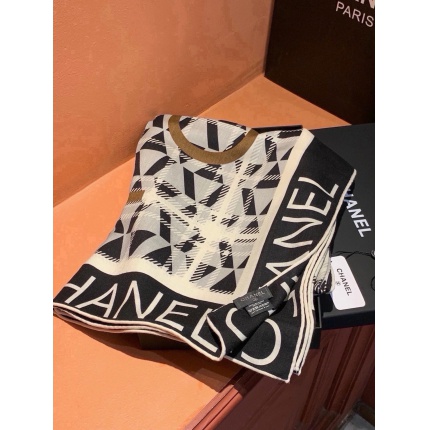 New  Chanel high-quality scarf in 217669