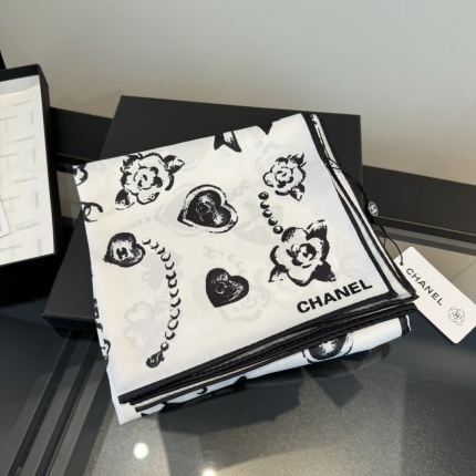 New  Chanel high-quality scarf in 217679