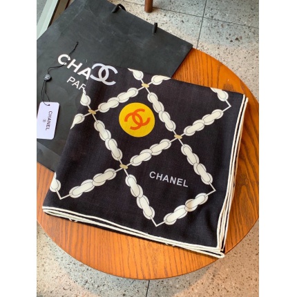 New  Chanel high-quality scarf in 217705