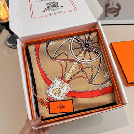 New Hermes high-quality scarf in 217784