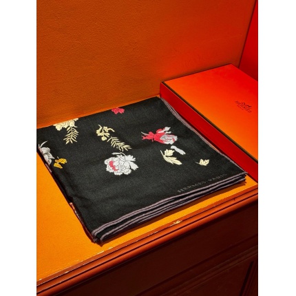 New Hermes high-quality scarf in 217804